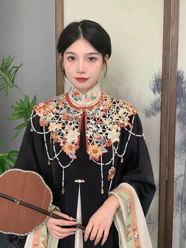 Bi Yè 毕业 Graduation Ming Dynasty Floral Cloud Collar Aoqun Set