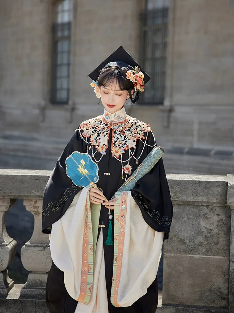 Bi Yè 毕业 Graduation Ming Dynasty Floral Cloud Collar Aoqun Set