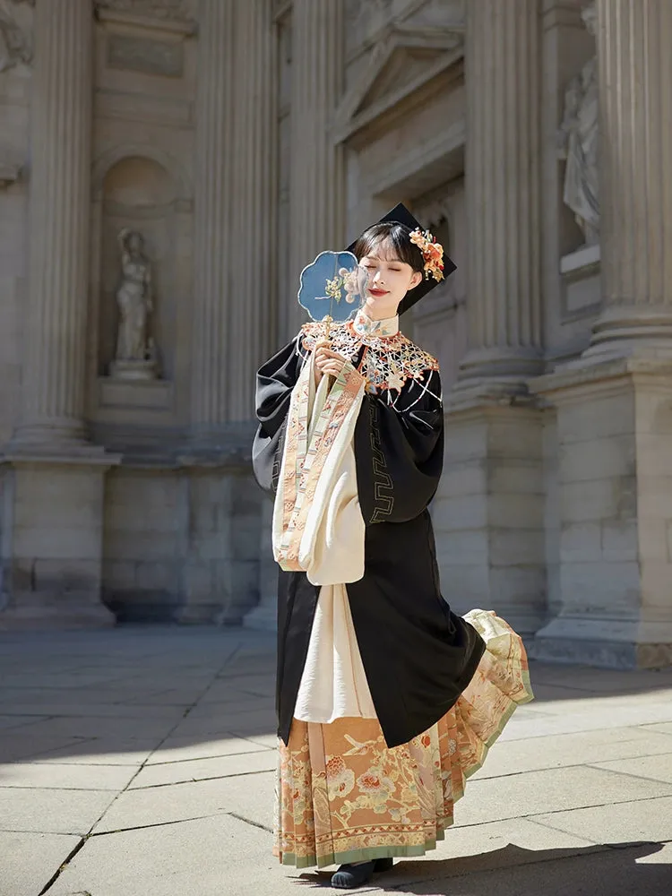 Bi Yè 毕业 Graduation Ming Dynasty Floral Cloud Collar Aoqun Set