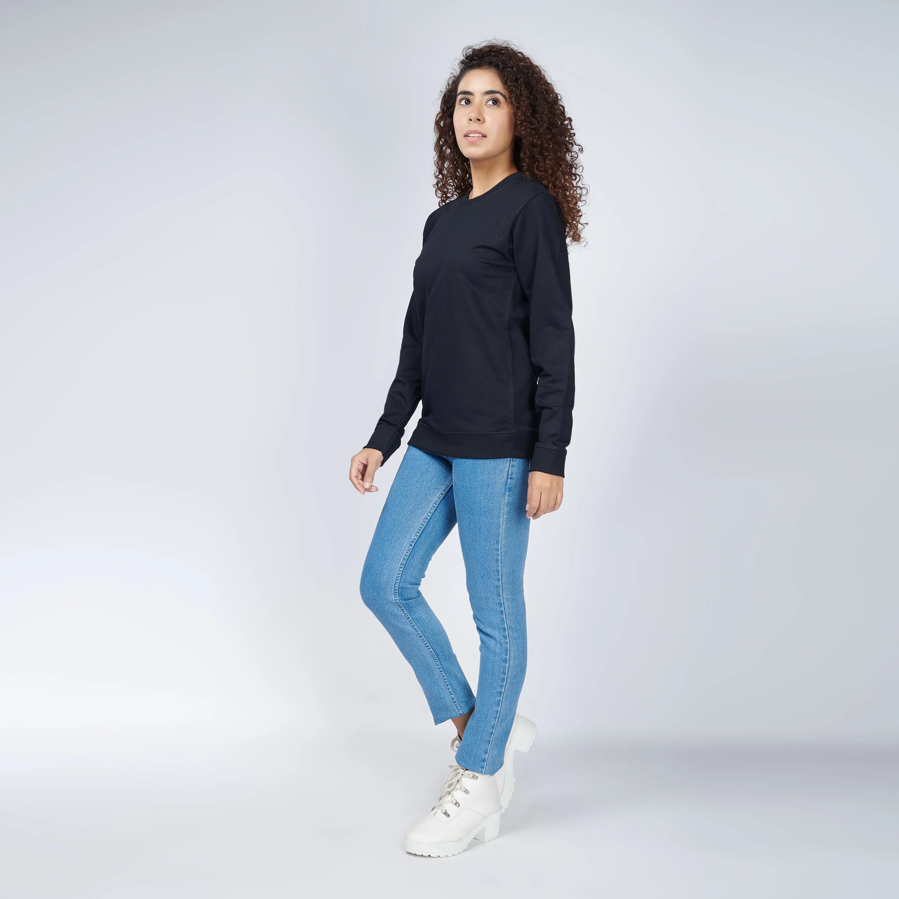 Black Crew Neck Sweatshirt for Women