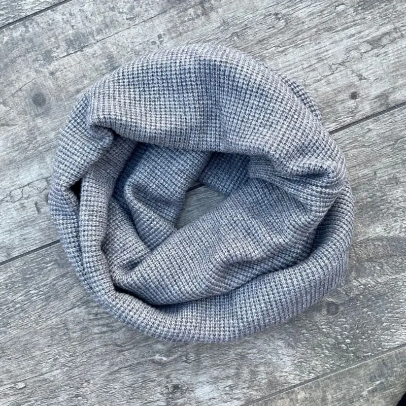 Chunky Knit Infinity Scarf | Gray