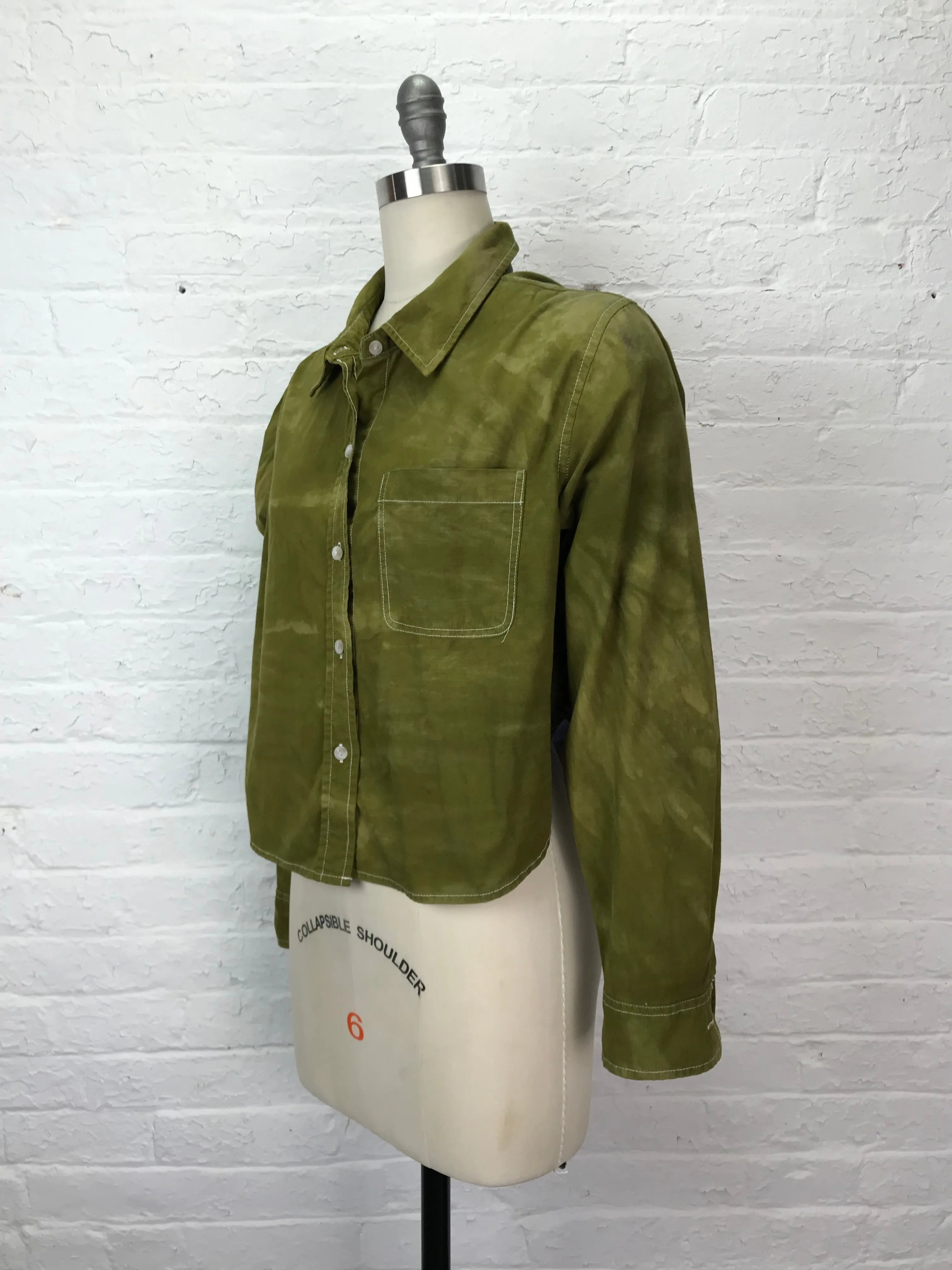 Cropped Buttonup in Olive Blossom