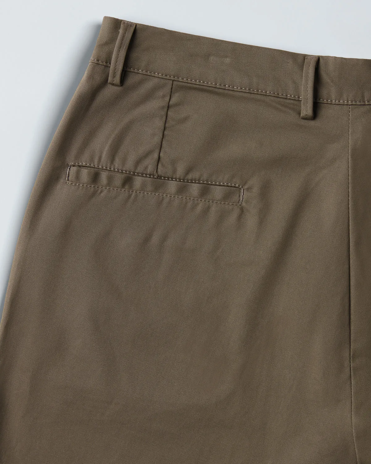 Elevate Everyday Stretch Chinos - Light Olive