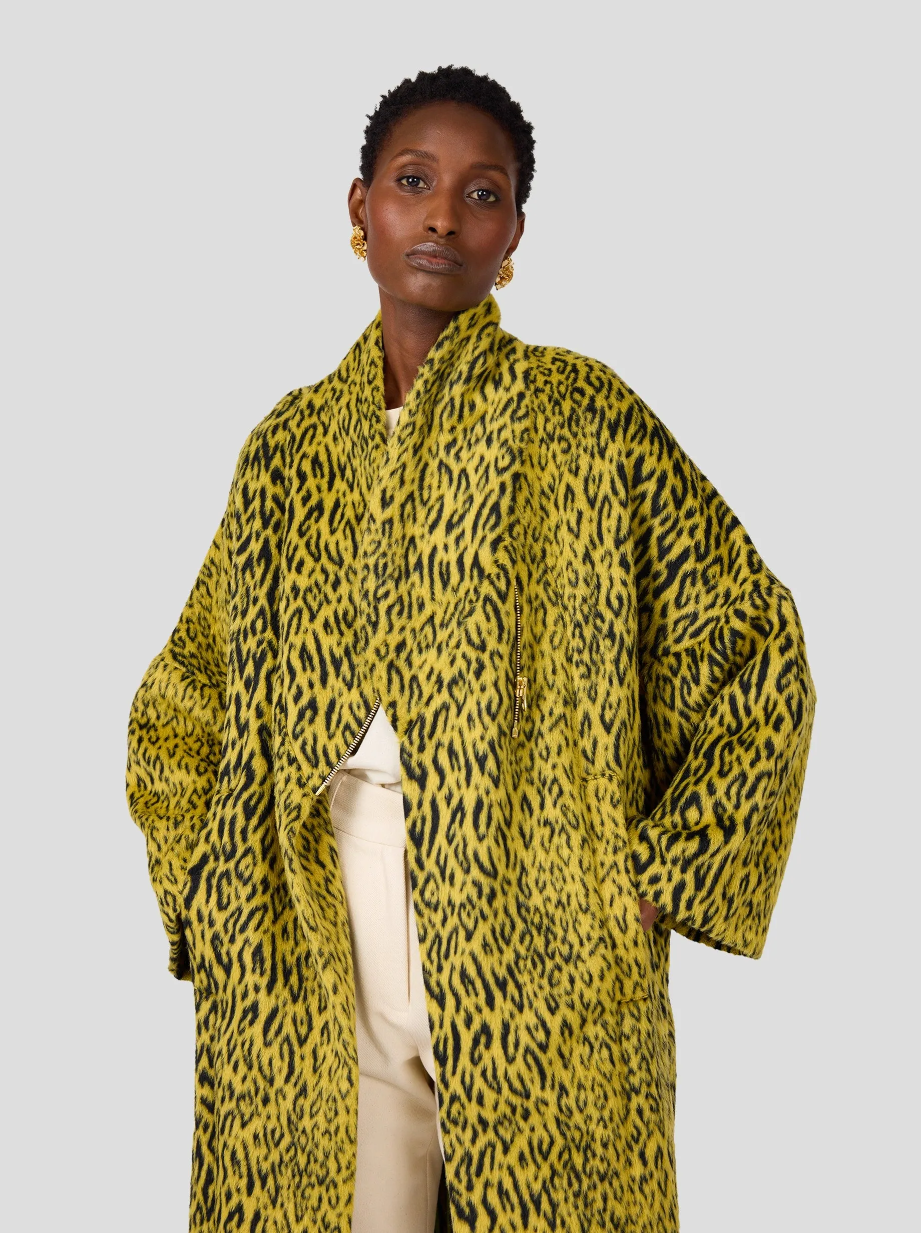 Eren coat in yellow woolen Leopard