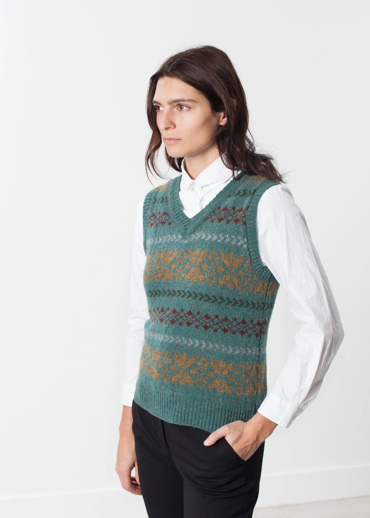 Fair Isle Vest in Army