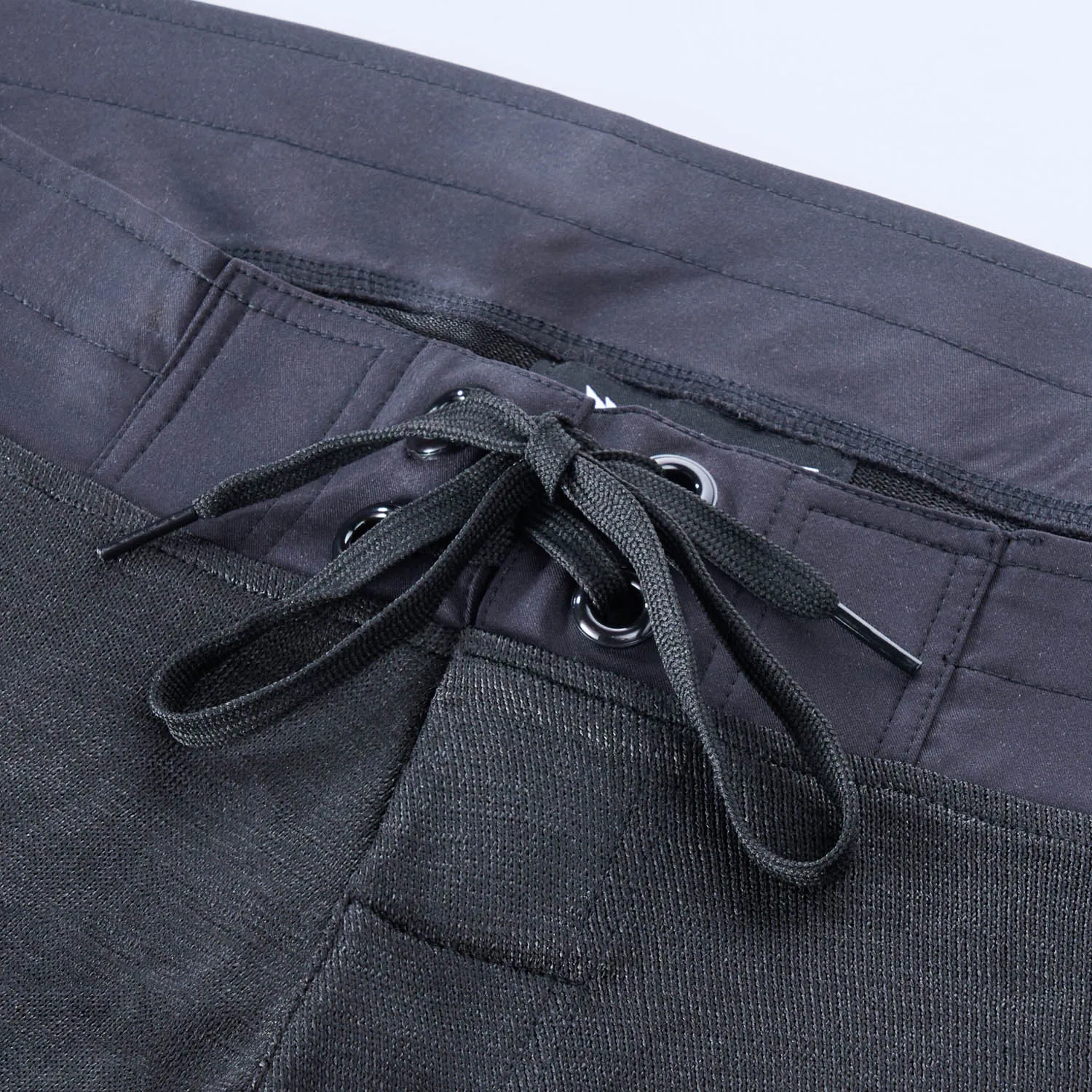 GONG | Boardshort Bodyguard