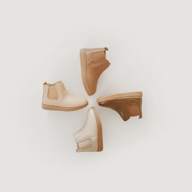 Hard Sole Chelsea Boot Bone