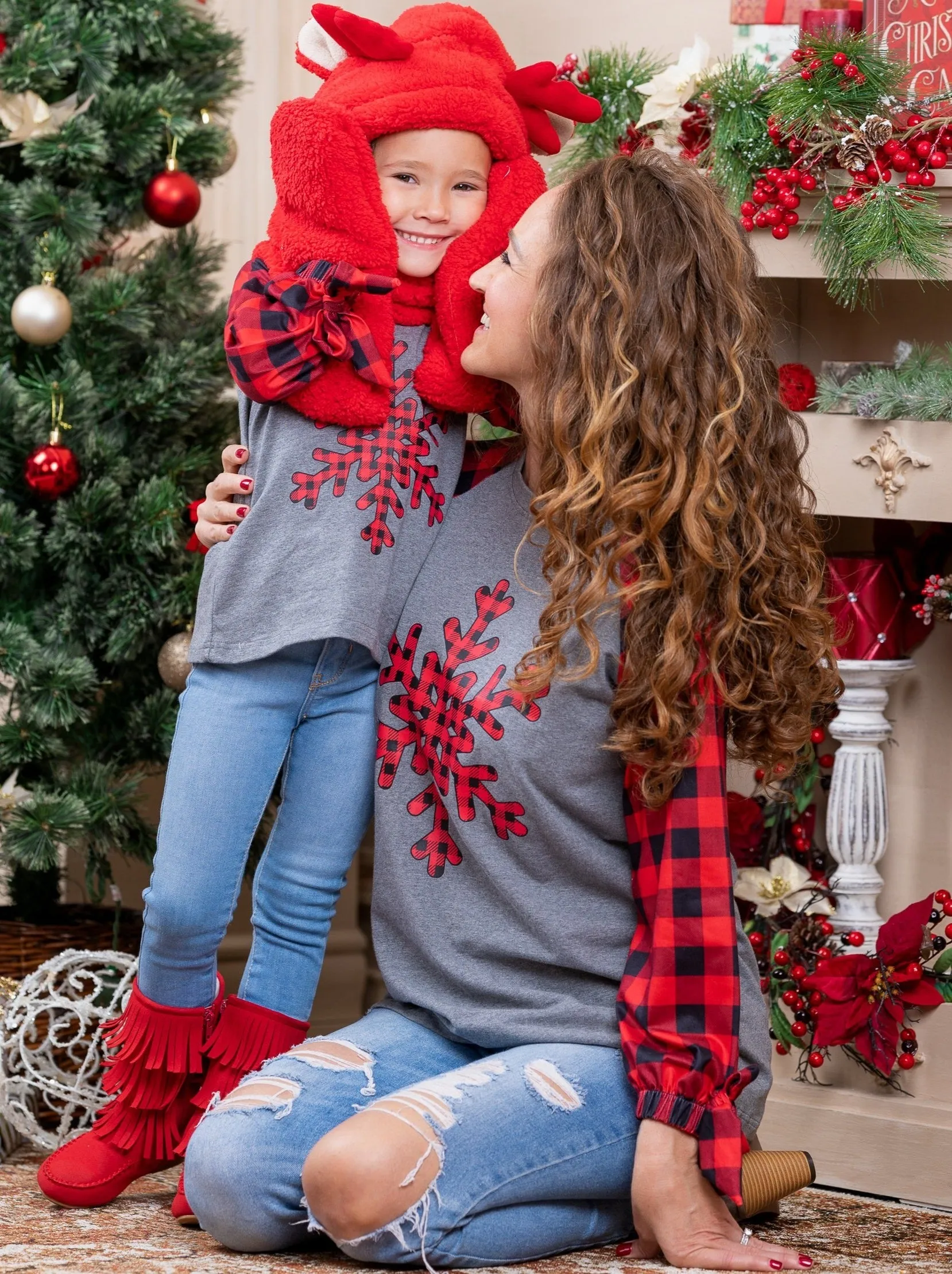 Mommy and Me Snuggle Snowflake Raglan Top