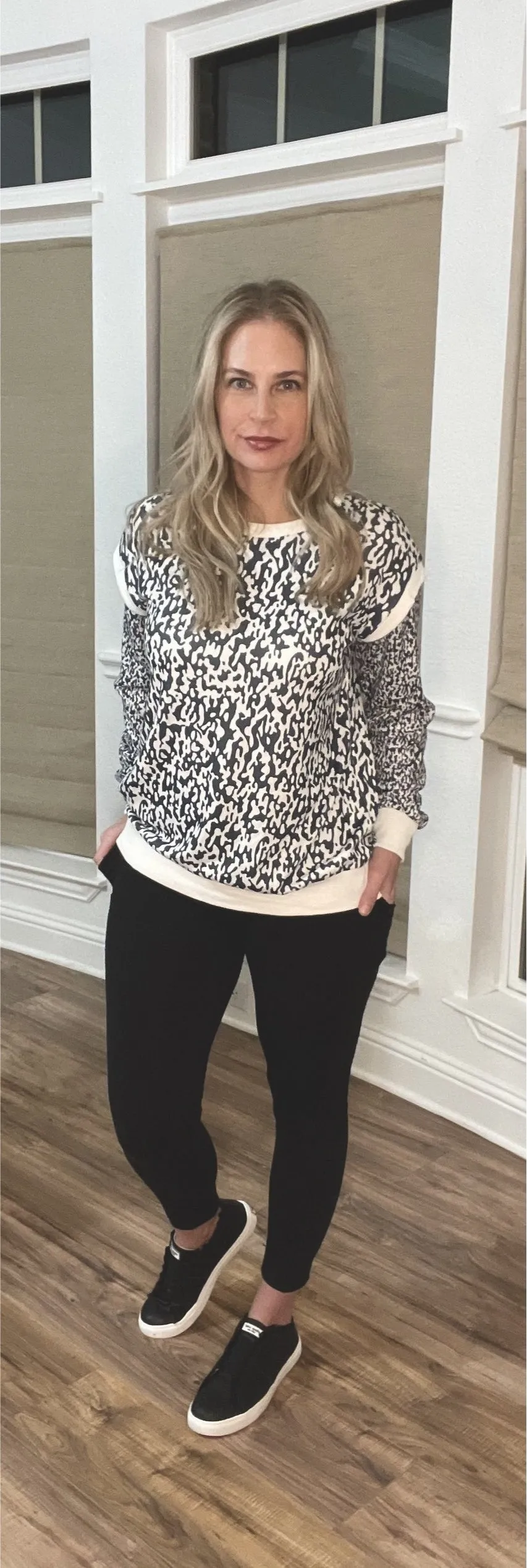 Tia Snow Leopard Sweatshirt