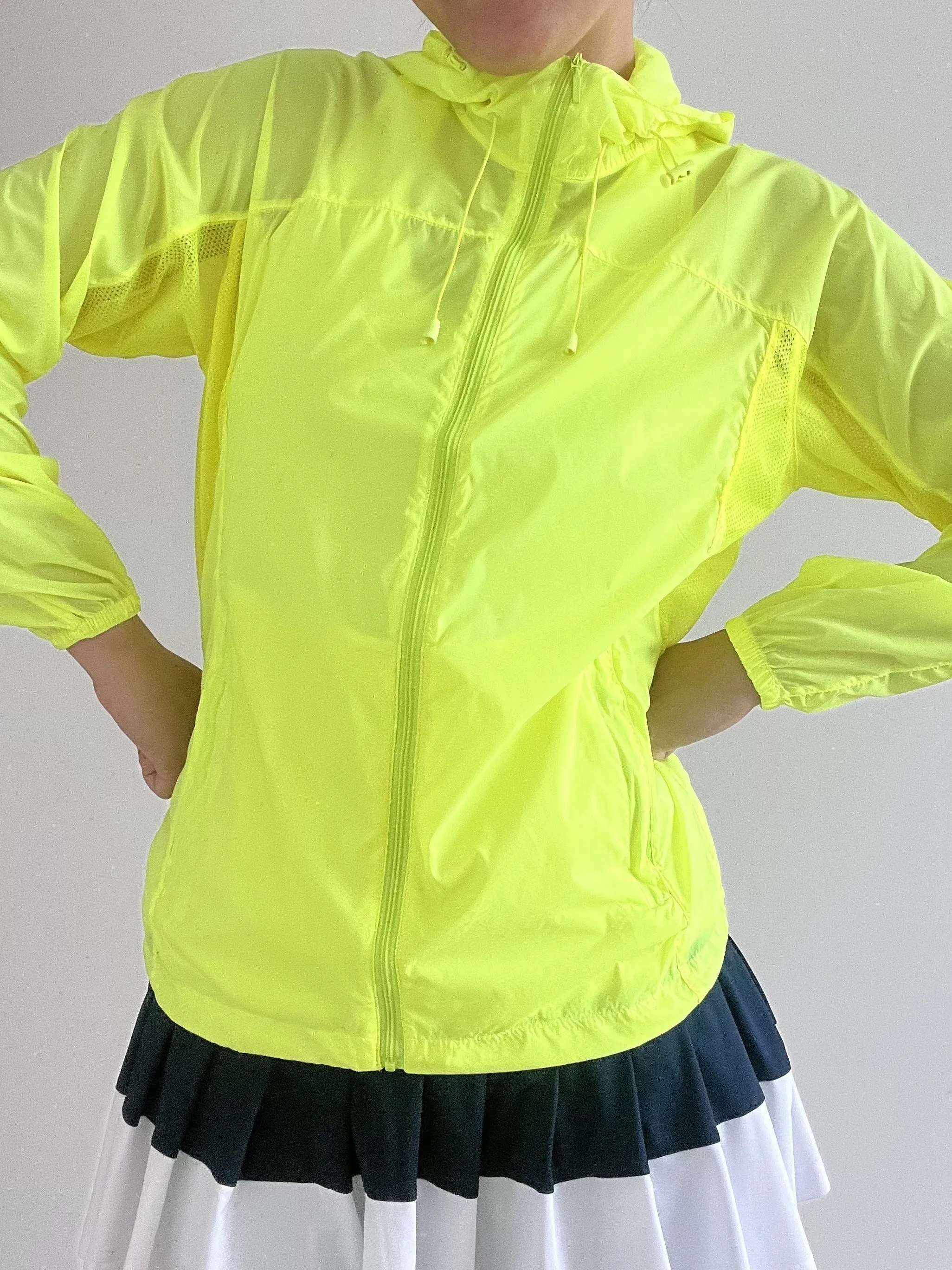 Versatile Women's Sun, Rain & Windproof Active Jacket - Perfect for Yoga, Running, Fitness Enthusiasts