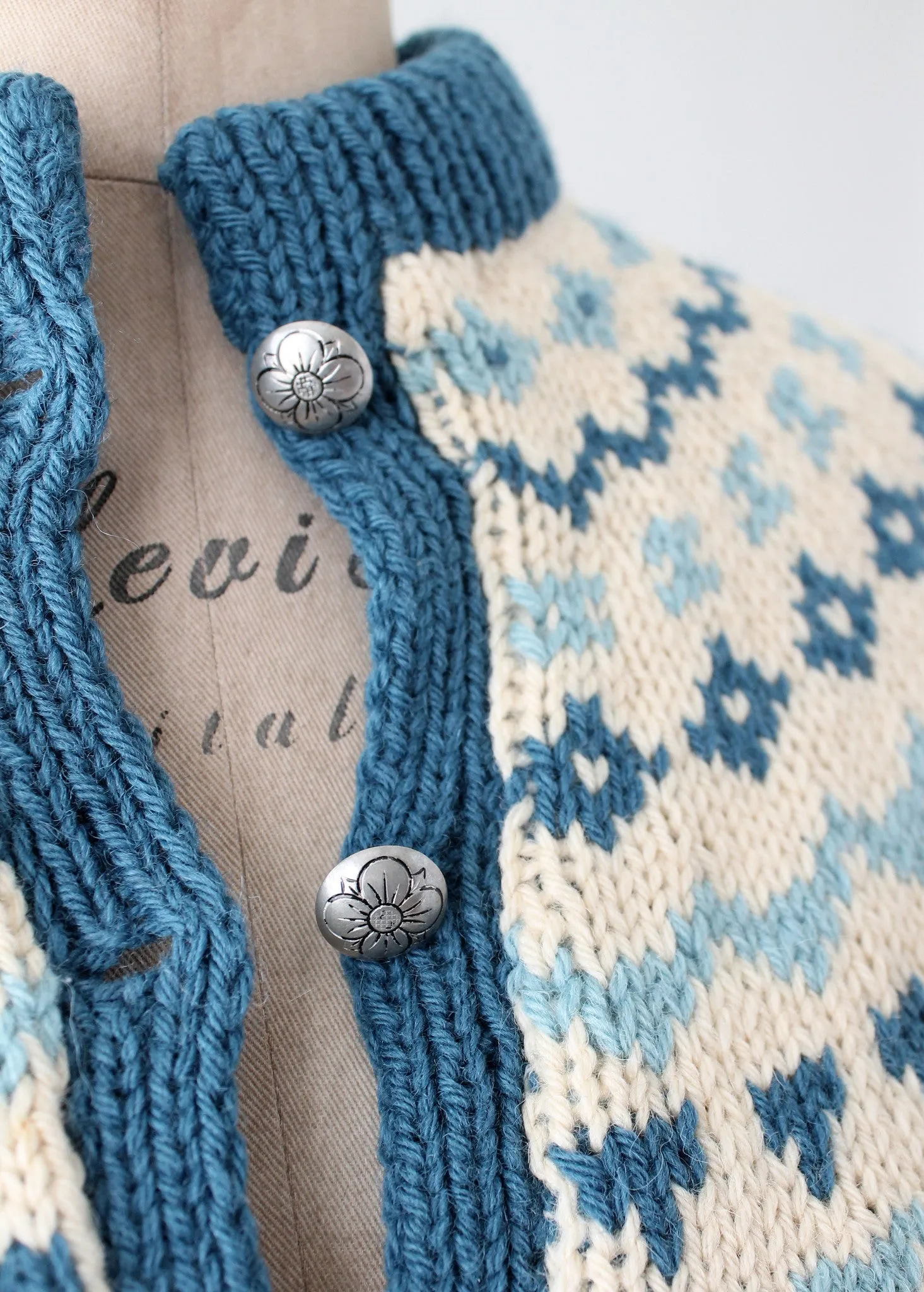 Vintage 1970s Turi Blue and Tan Fair Isle Cardigan