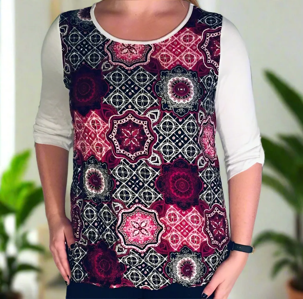 Womens Pink White Top | 3/4 Sleeve Shirt | Medallion Geometric Tunic